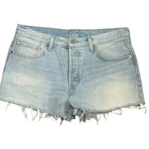 EUC Levi’s Women’s 32 Light Blue Denim Cutoff Shorts (Style 501)